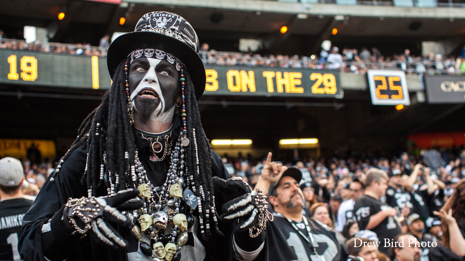 Okland Raiders Fan Photography | Oakland Freelance Photographers | San Francisco Freelance Photographers | Drew Bird Photography